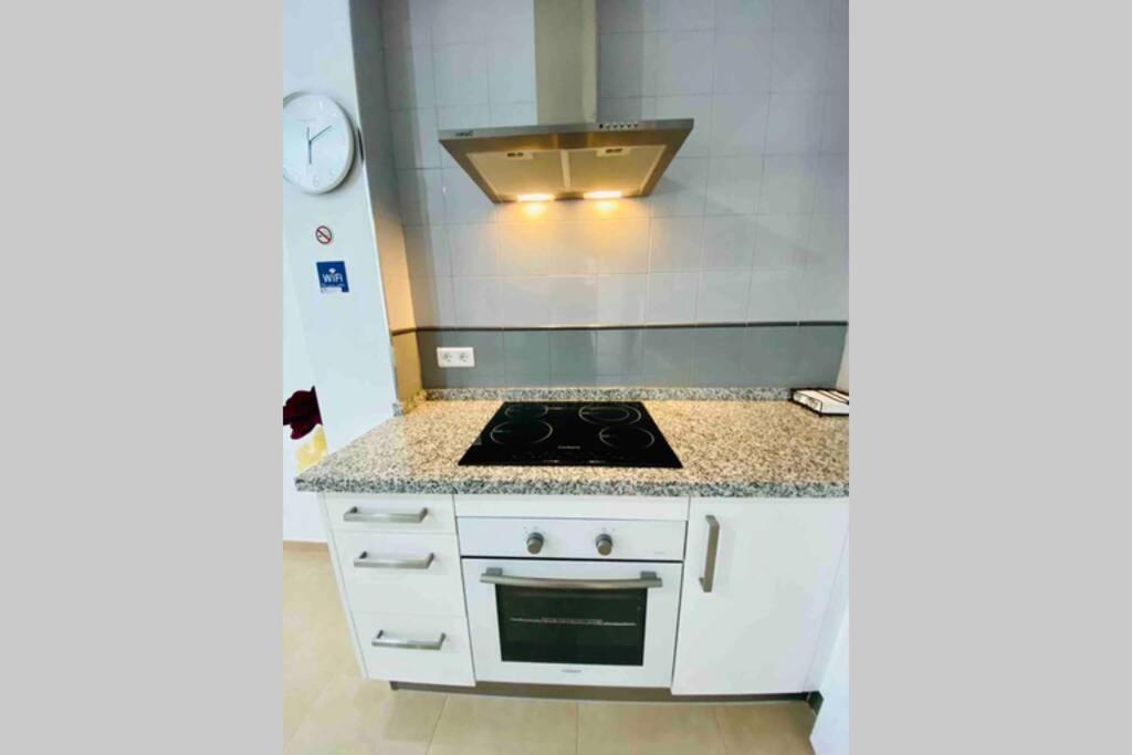 “Smile Nerja” Chic Apartment With Wifi, 4 Guests Exterior foto