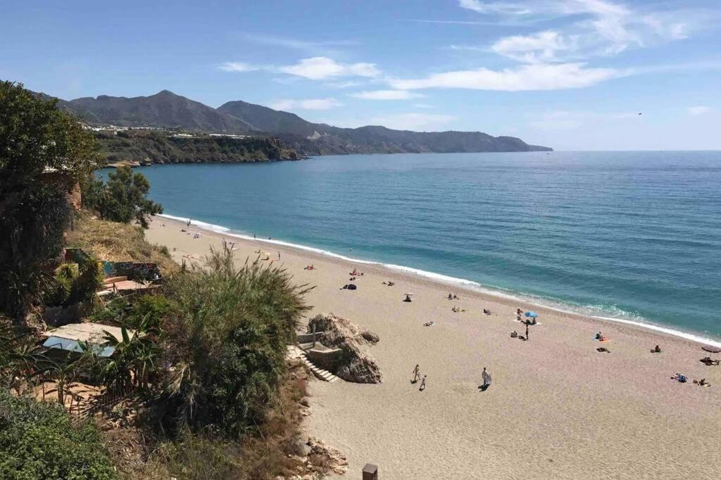 “Smile Nerja” Chic Apartment With Wifi, 4 Guests Exterior foto