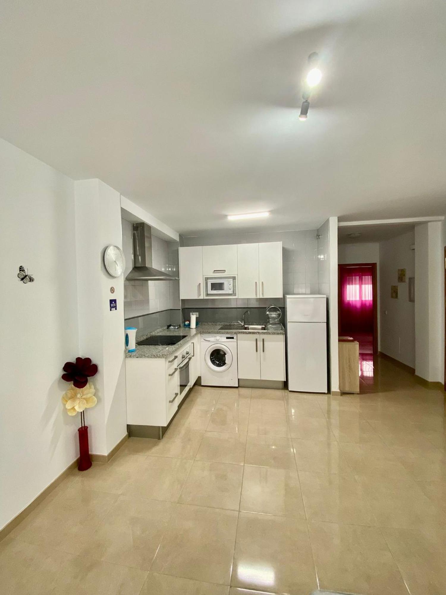 “Smile Nerja” Chic Apartment With Wifi, 4 Guests Exterior foto
